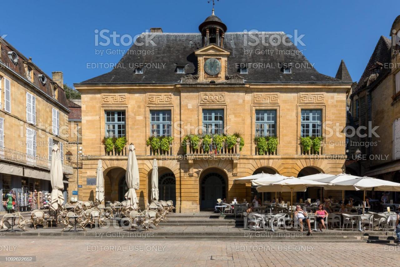 Villa La Fontaine Sarlat La Caneda Exterior photo